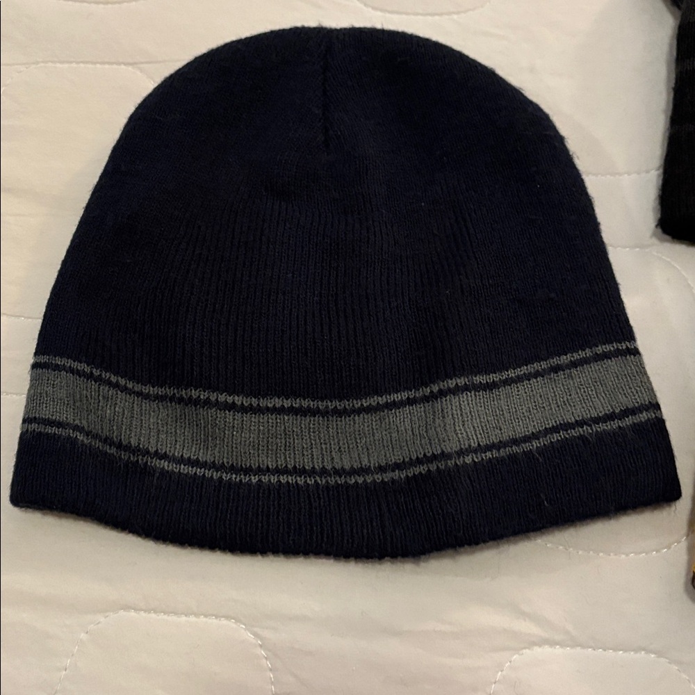 Assorted Beanie Collection - Picture 2 of 5